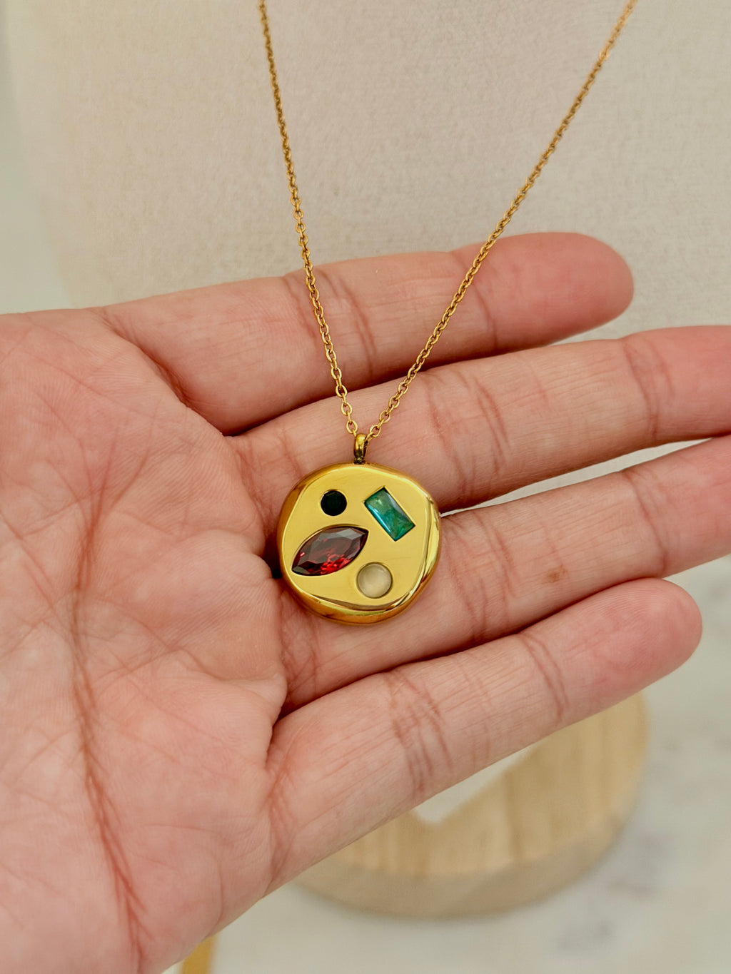 Crystalia Necklace