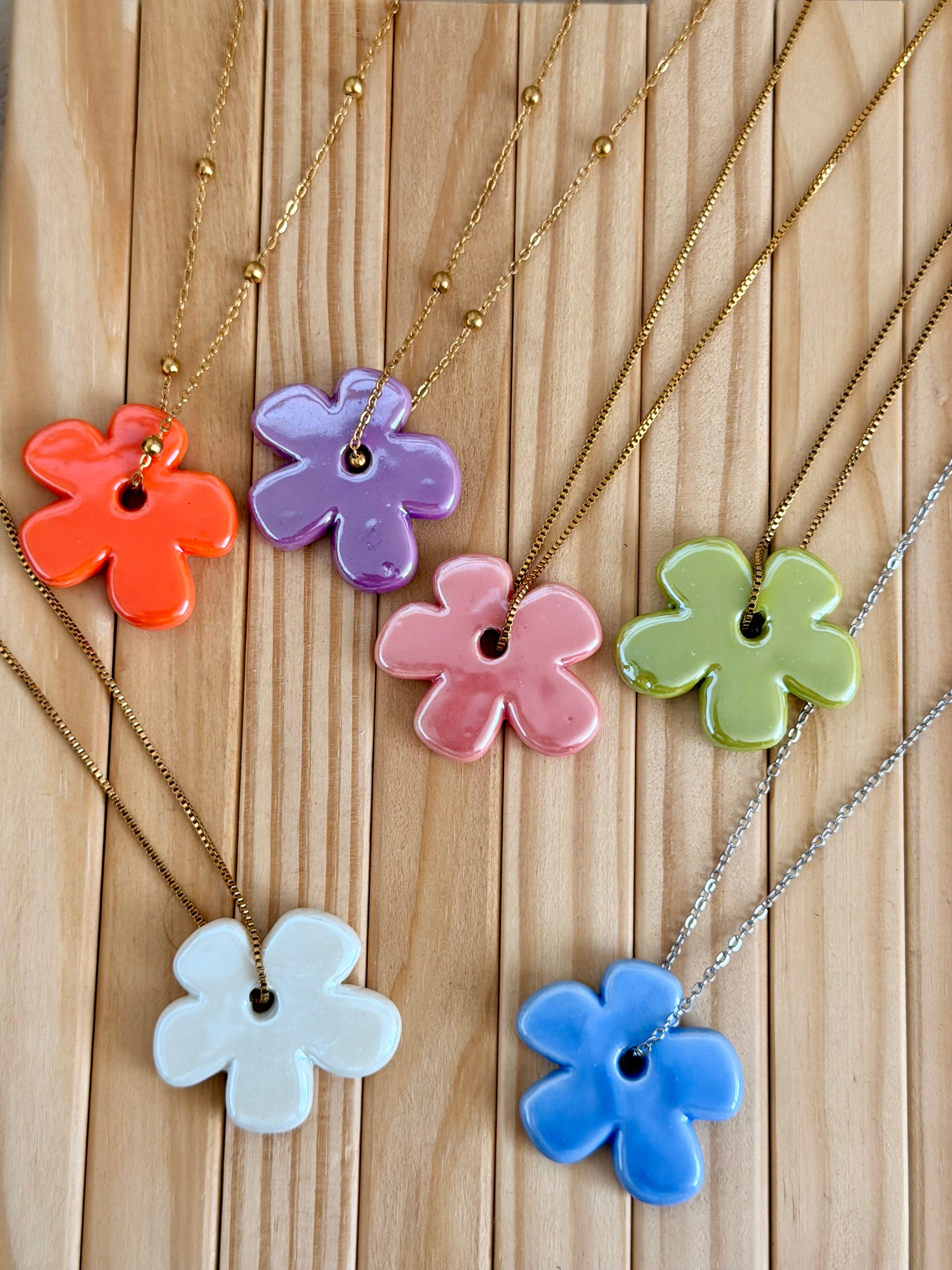 Flower Necklace 🌸