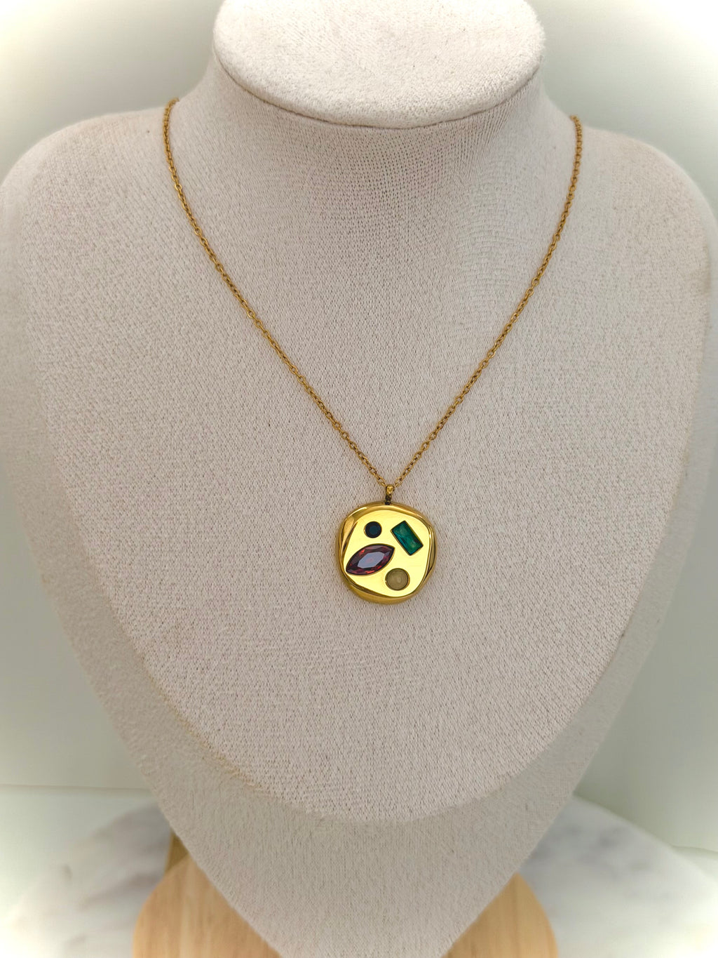 Crystalia Necklace
